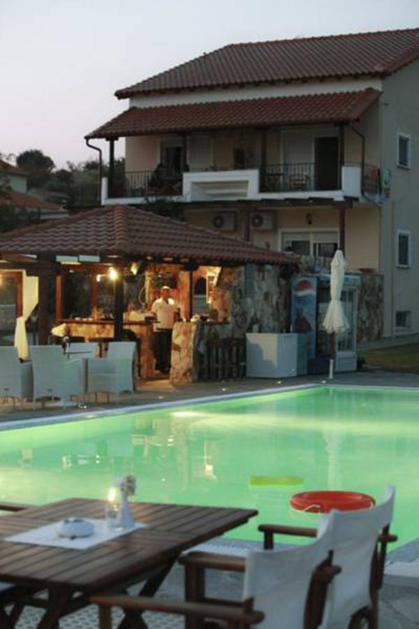 Agnanti Hotel Avdira Exterior photo