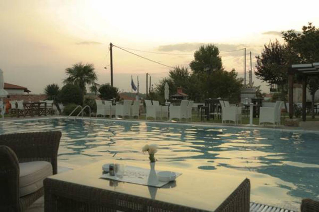 Agnanti Hotel Avdira Exterior photo
